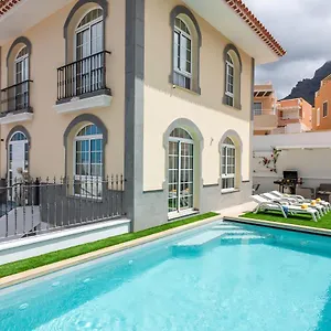 Luxury Holiday Heated Pool , Costa Adeje (Tenerife) Spain
